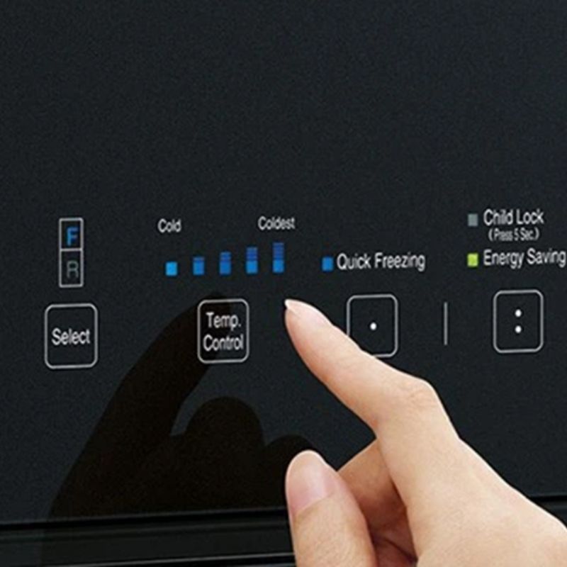 Thay bảng điều khiển màn hình cảm ứng tủ lạnh Hitachi