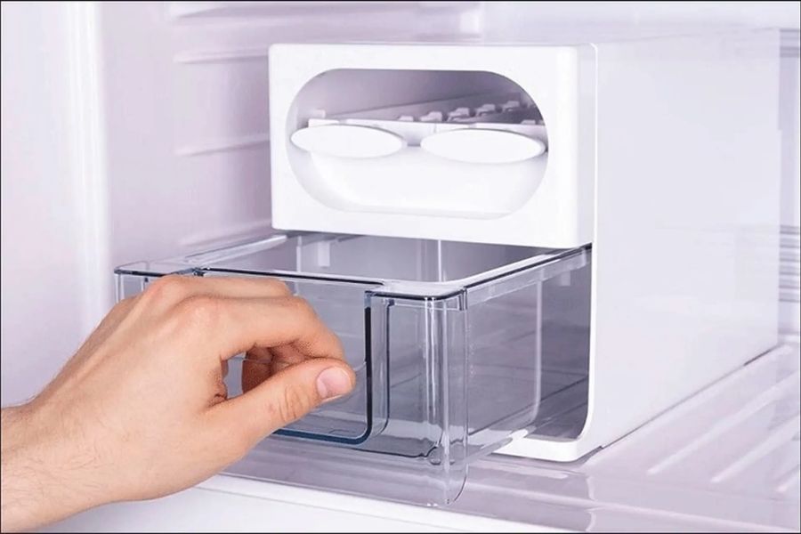 Tủ lạnh Hitachi không bơm nước làm đá: nguyên nhân và cách xử lý