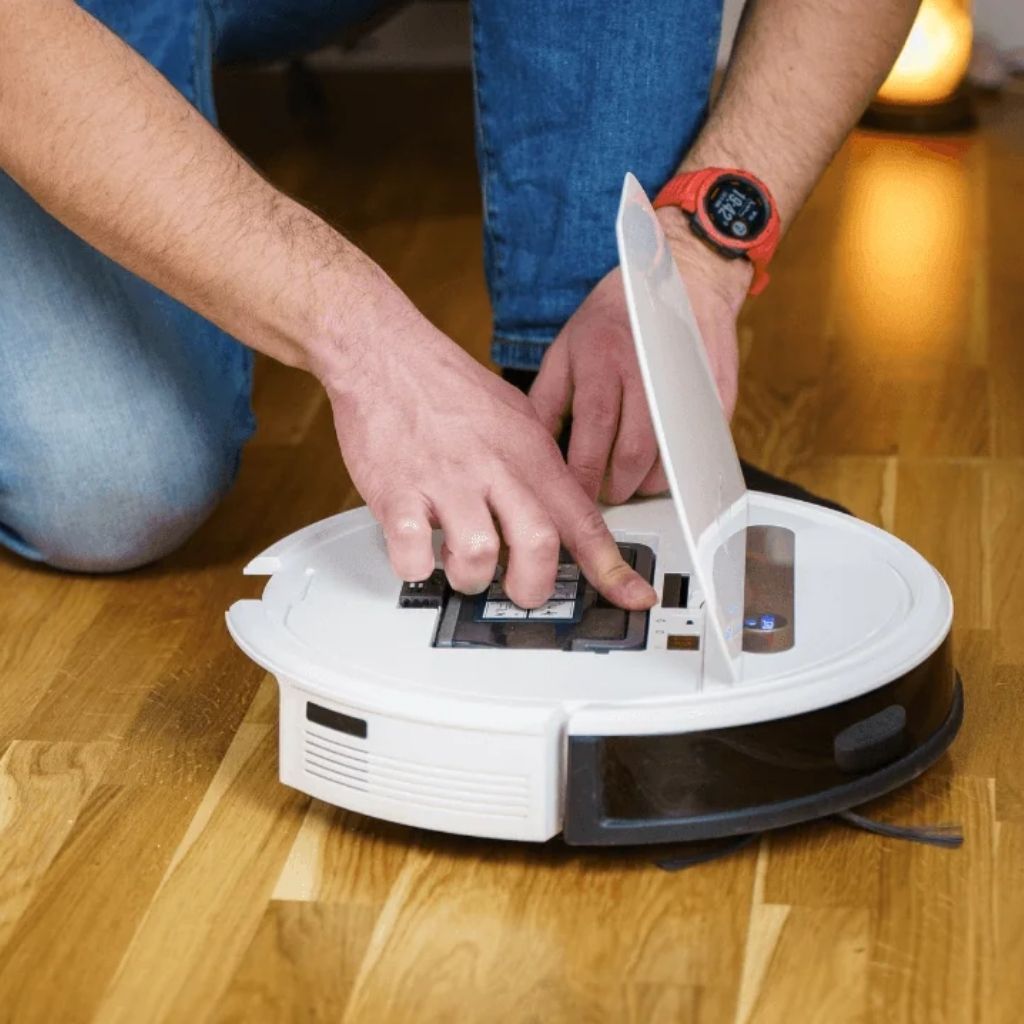 Sửa chữa robot hút bụi Hitachi